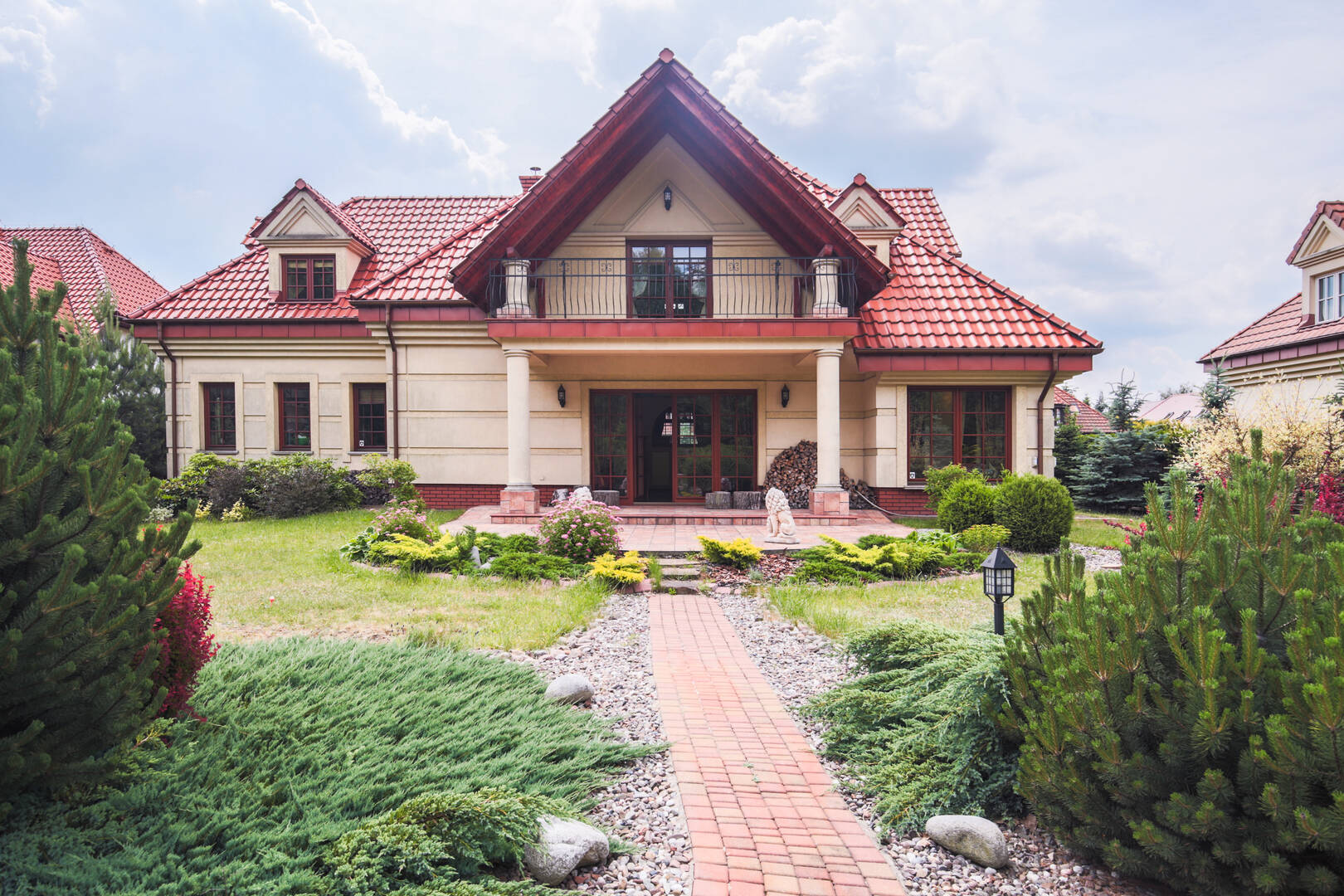 Premier Escrow LLC