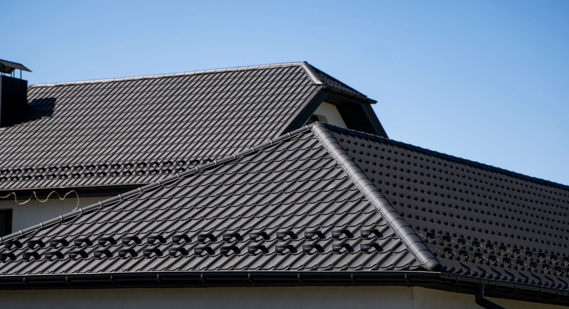T&M Roofing
